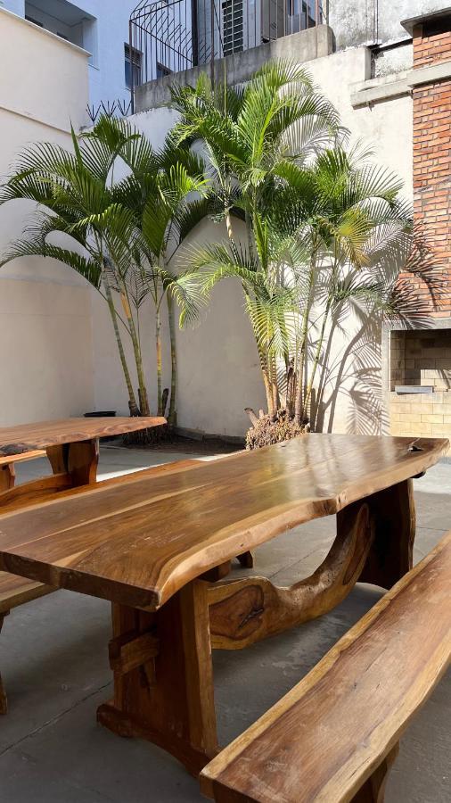 Nuh Hostel - Lourdes เบโลโอรีซอนชี ภายนอก รูปภาพ