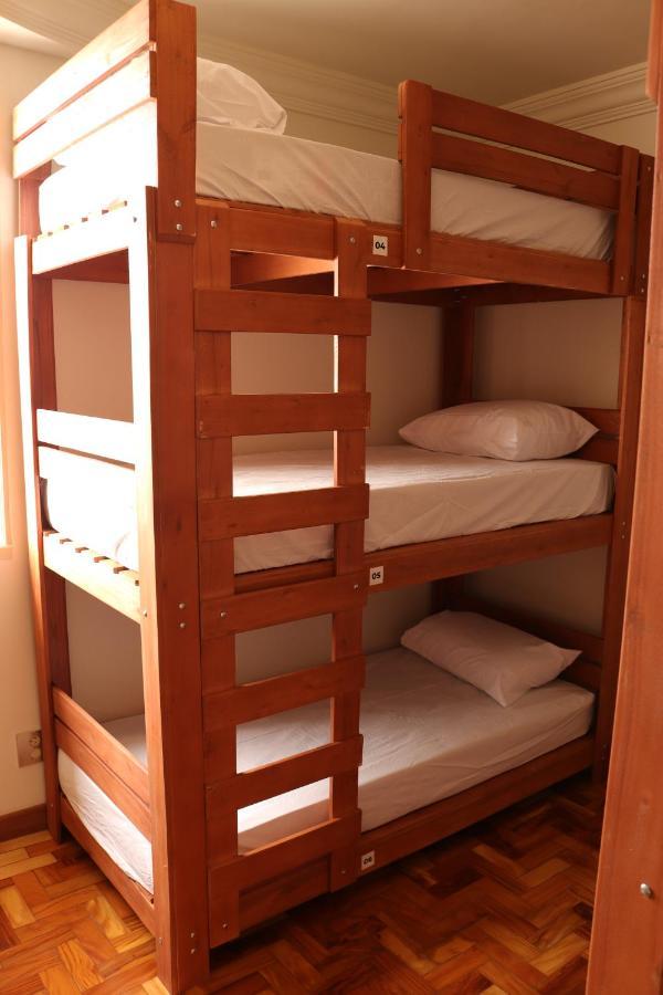Nuh Hostel - Lourdes เบโลโอรีซอนชี ภายนอก รูปภาพ
