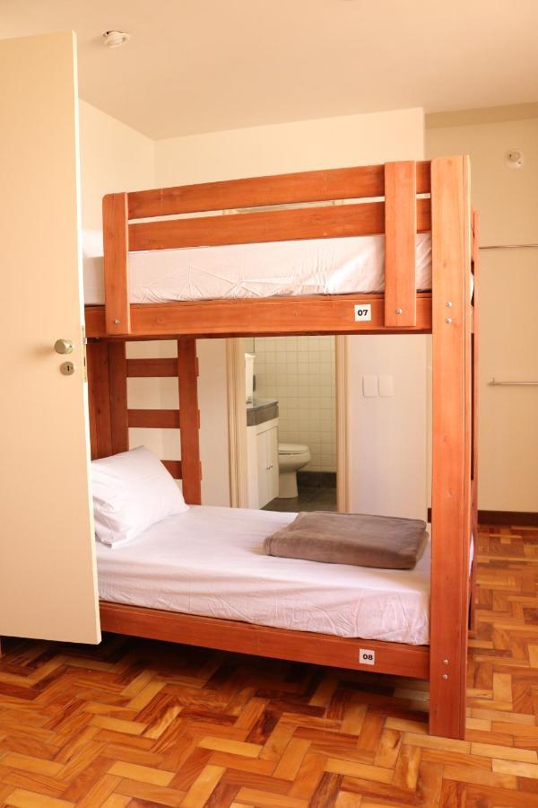 Nuh Hostel - Lourdes เบโลโอรีซอนชี ภายนอก รูปภาพ