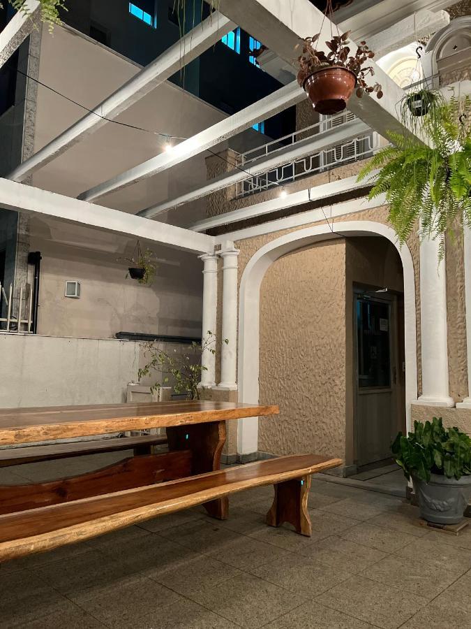 Nuh Hostel - Lourdes เบโลโอรีซอนชี ภายนอก รูปภาพ