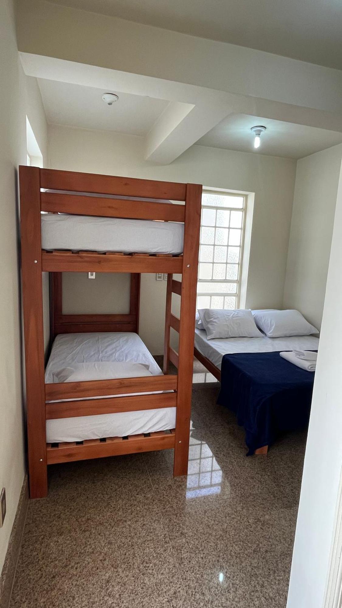 Nuh Hostel - Lourdes เบโลโอรีซอนชี ภายนอก รูปภาพ