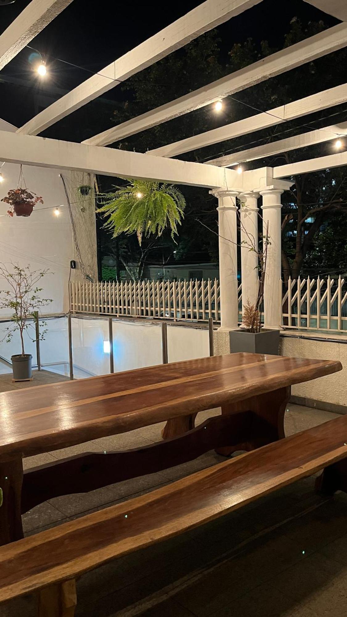 Nuh Hostel - Lourdes เบโลโอรีซอนชี ภายนอก รูปภาพ